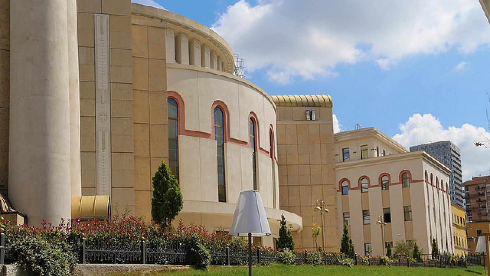 Tirana image 1