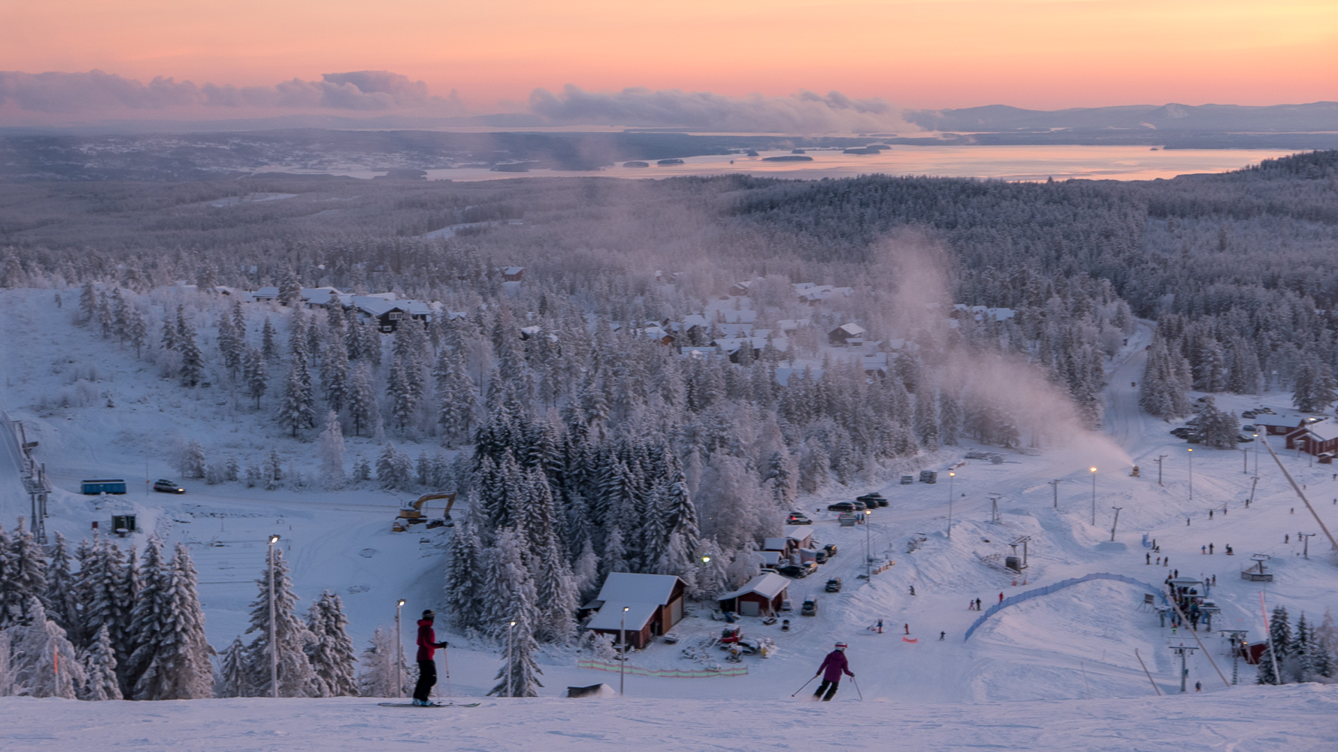 Scandinavian Mountains image