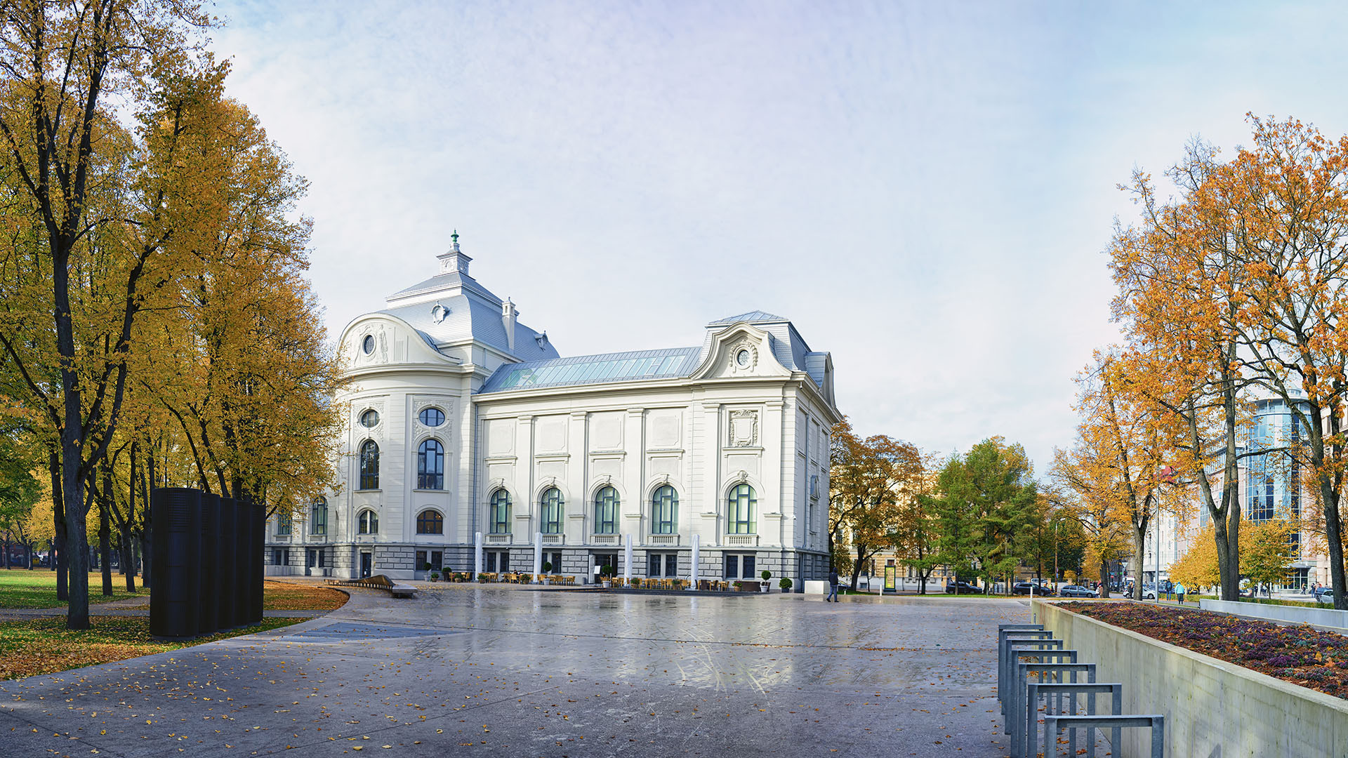 Riga image 4