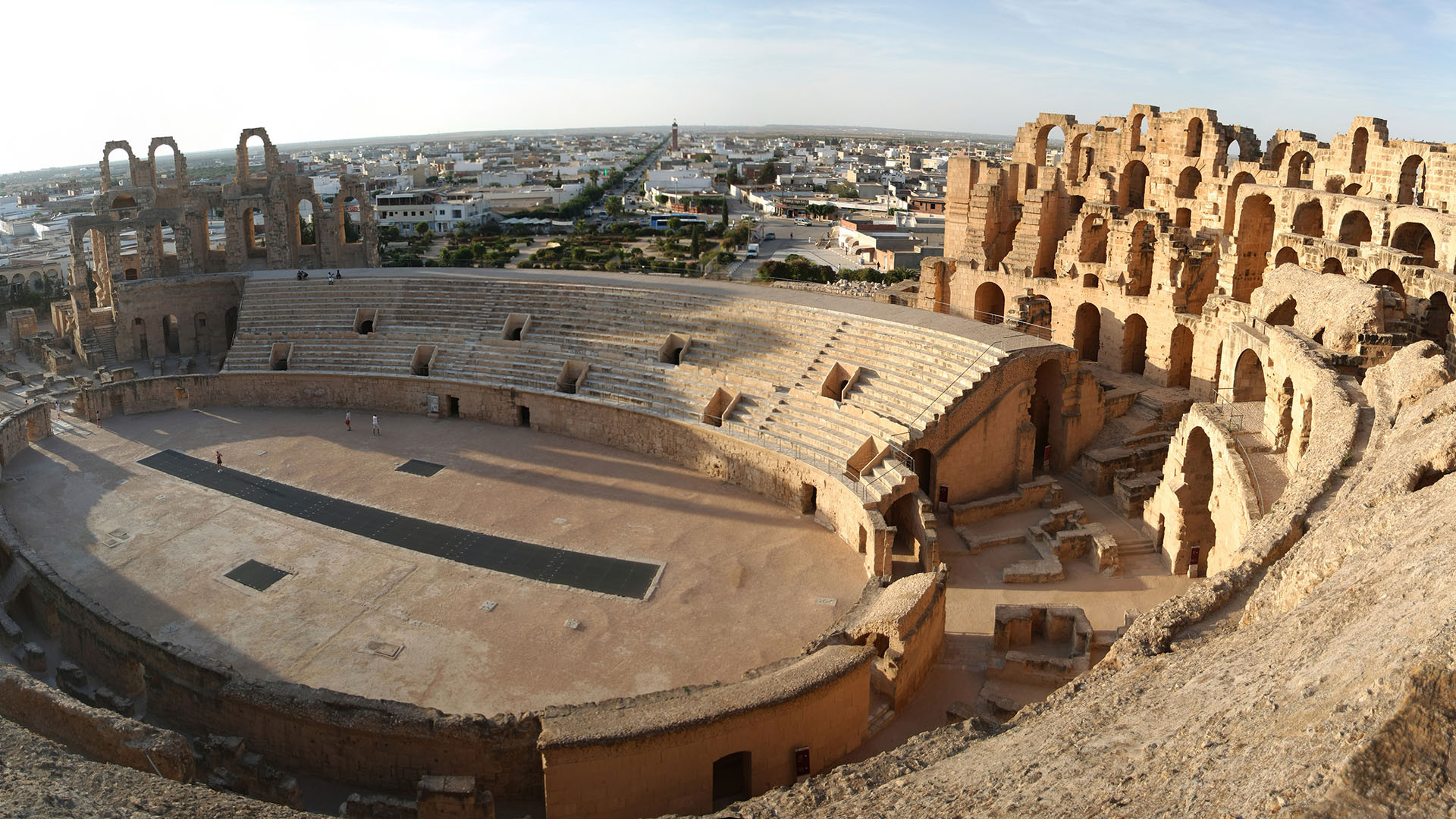 Tunis image 5